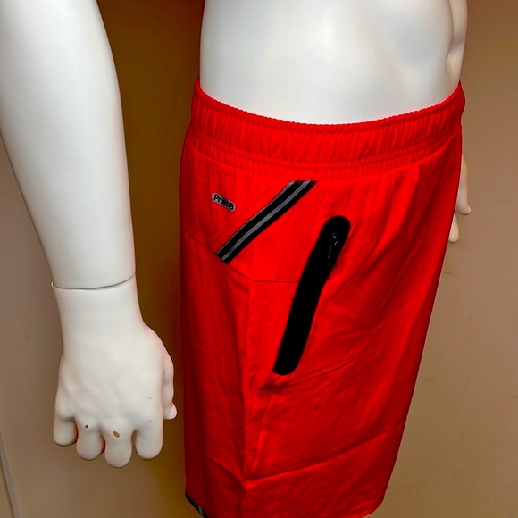SPYDER MEN'S ACTIVE WEAR, SWIMSUIT OR WORKOUT SHORTS. RED LARGE WITH 2 POCKETS - Picture 2 of 15